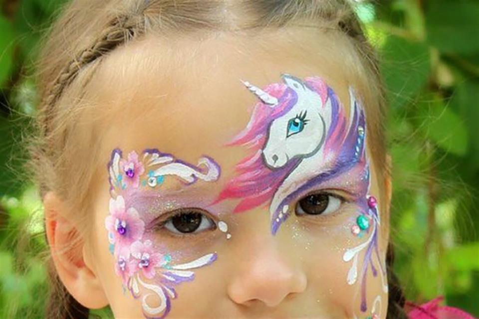 Party Unicorn Face painting by TrikiFun