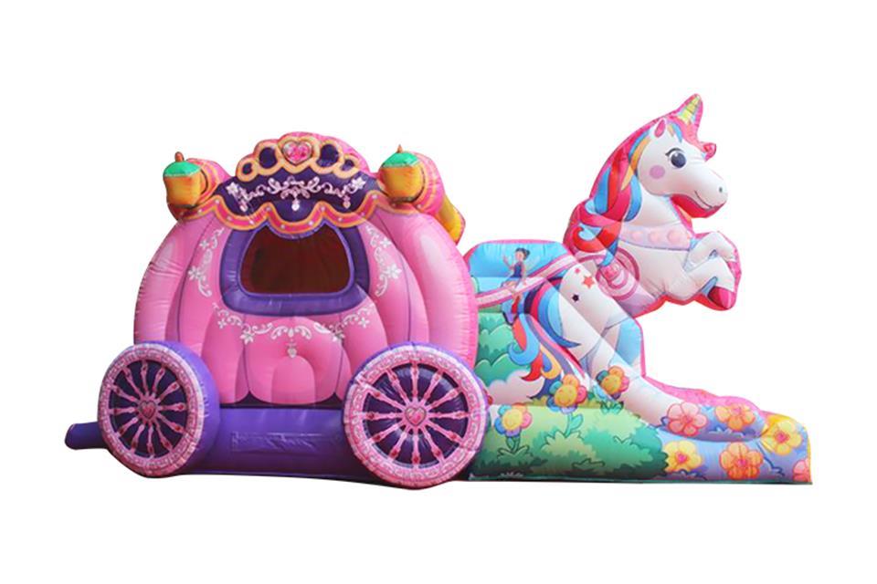 Princess Carriage inflatable by Triki Fun