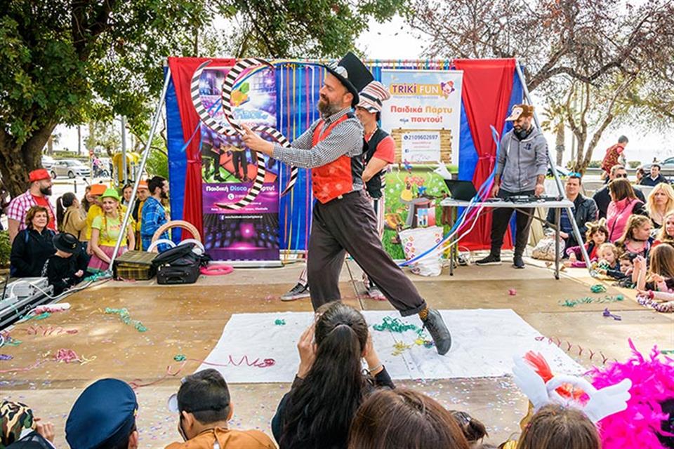 Juggling Show kai Theama apo Triki Fun